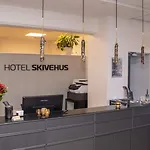 酒店 Skivehus 3*