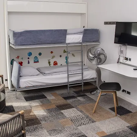 Skivehus Hotel 3*