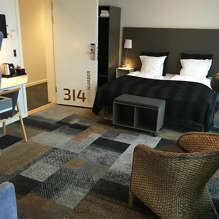 Skivehus Hotel 3*